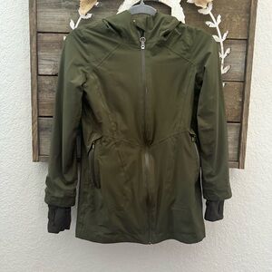 Ivivva Lululemon Girls Green Jacket‎ Size 10